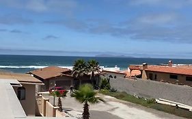 Relaxing Oceanview Vacation Home In Rosarito